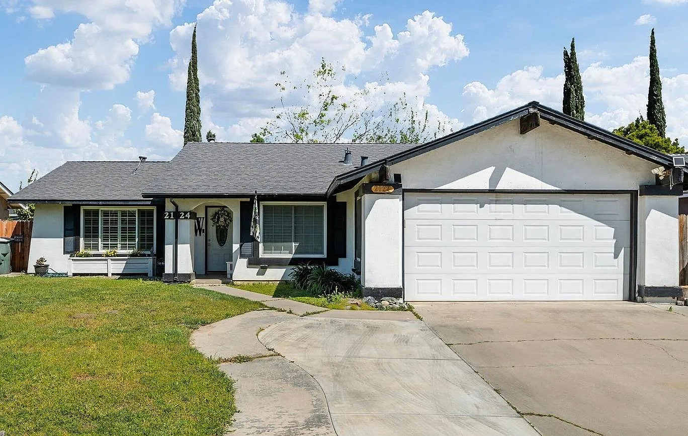 2124 Lunar Dr photo 1