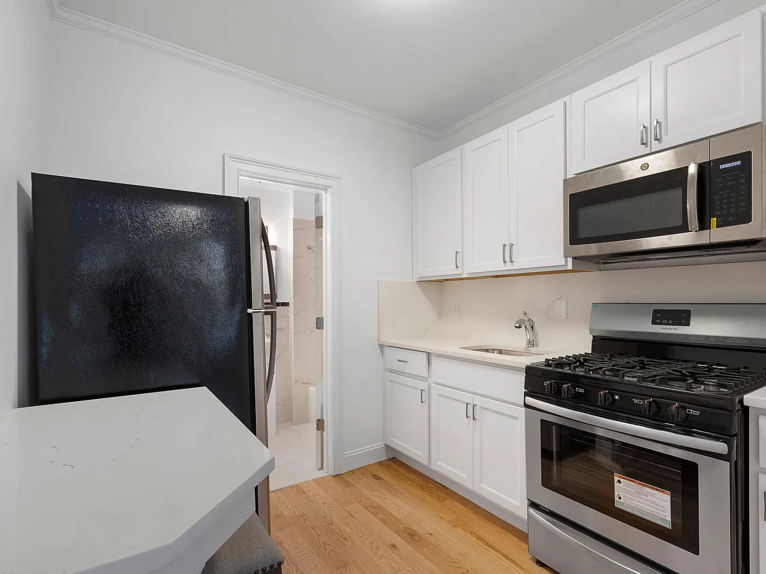 Studio, $1,675 — Photo 2