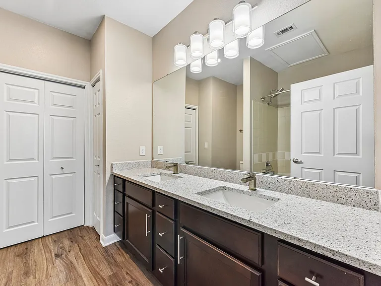 Las Brisas Apartments | Homes for rent in Round Rock, Texas