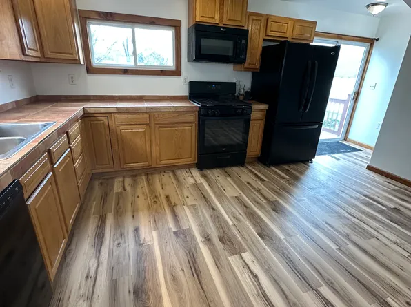 51 Hubbard St, Cortland, NY 13045