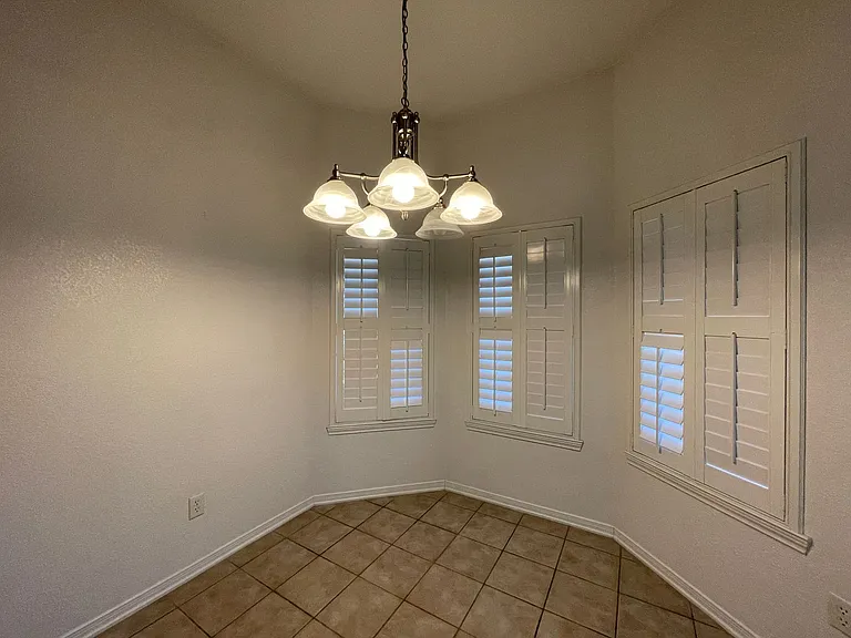 4205 Capri Dr — Photo 12