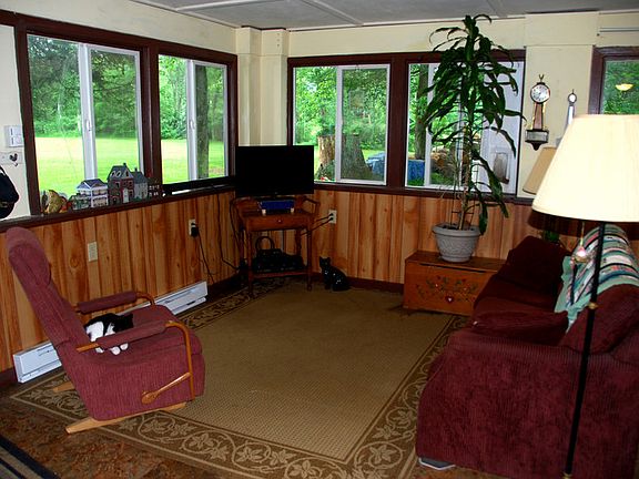 Den area