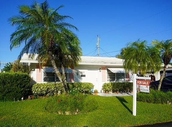 3rd image of 5405 NW 23rd Ter