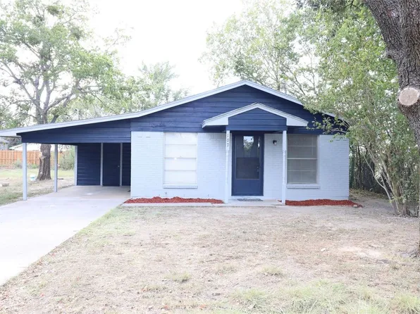 107 Love St, Kaufman, TX 75142