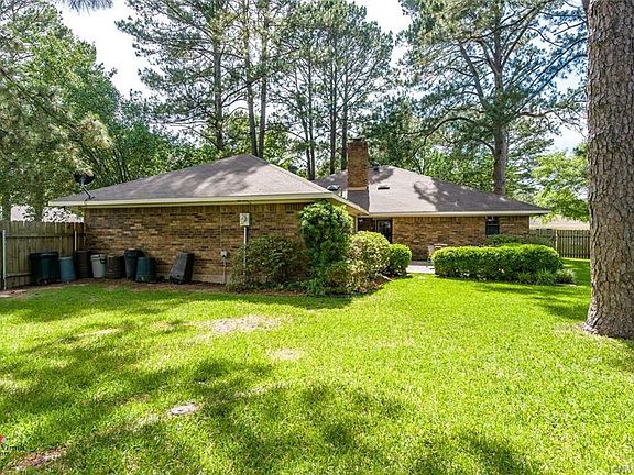 5th image of 210 Winterwood Dr