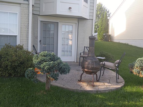 3rd image of 804 Fairwood Dr