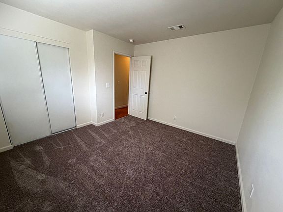 5th image of 249 De Soto Dr