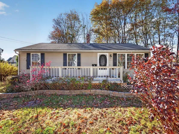 9 Lafayette Street, Sanford, ME 04073