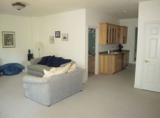 1422 SW Dickinson Ln, Portland, OR 97219