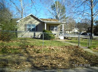 1619 Dechard St, Van Buren, AR 72956