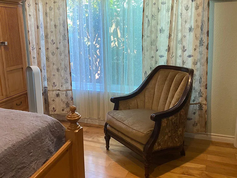 Masterbedroom