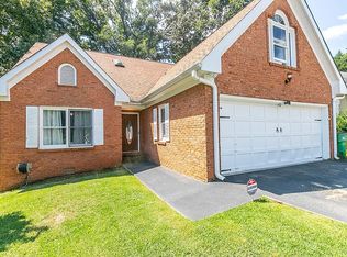 808 Mountbury Ct, Clarkston, GA 30021