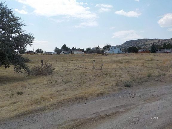 5th image of 693 Hayland Dr