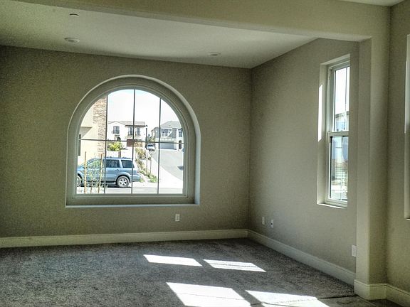 4th image of 6724 Kenmar Way
