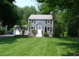 168 Ridgewood Rd, East Hartford, CT 06118