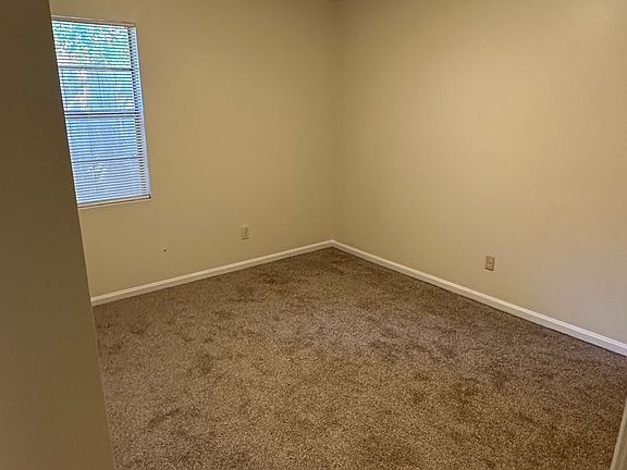 5th image of 3110 11th Ave APT A