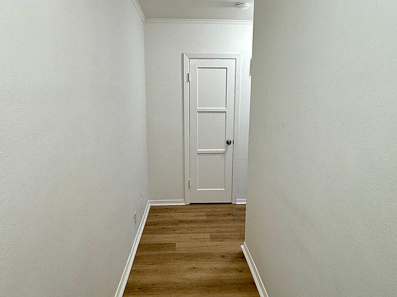 4th image of 2060 Pacific Ave APT 307