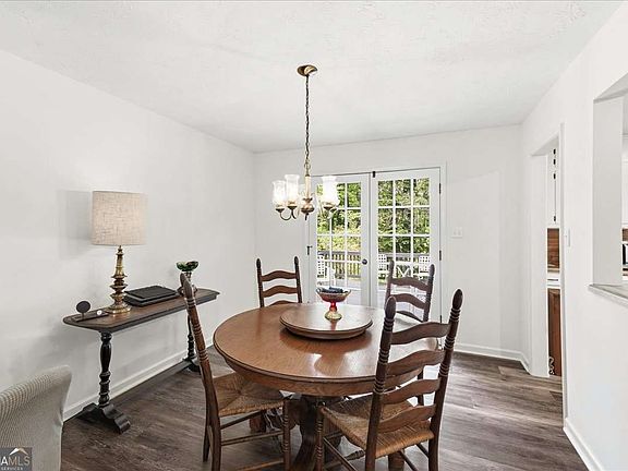 4th image of 2561 Ripple Way
