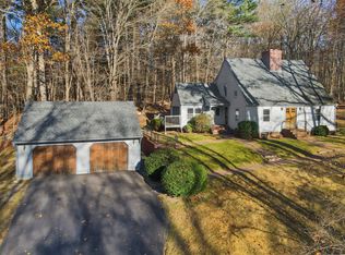6 Bittersweet Dr, Gales Ferry, CT 06335