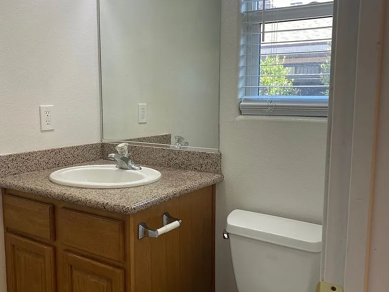 La Casa Elegante Apartments — Photo 26
