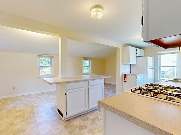 3rd image of 22 Liberty Street