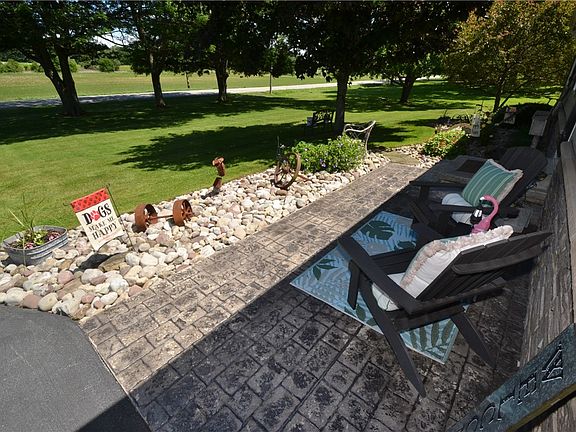 4th image of 3009 Hance Rd
