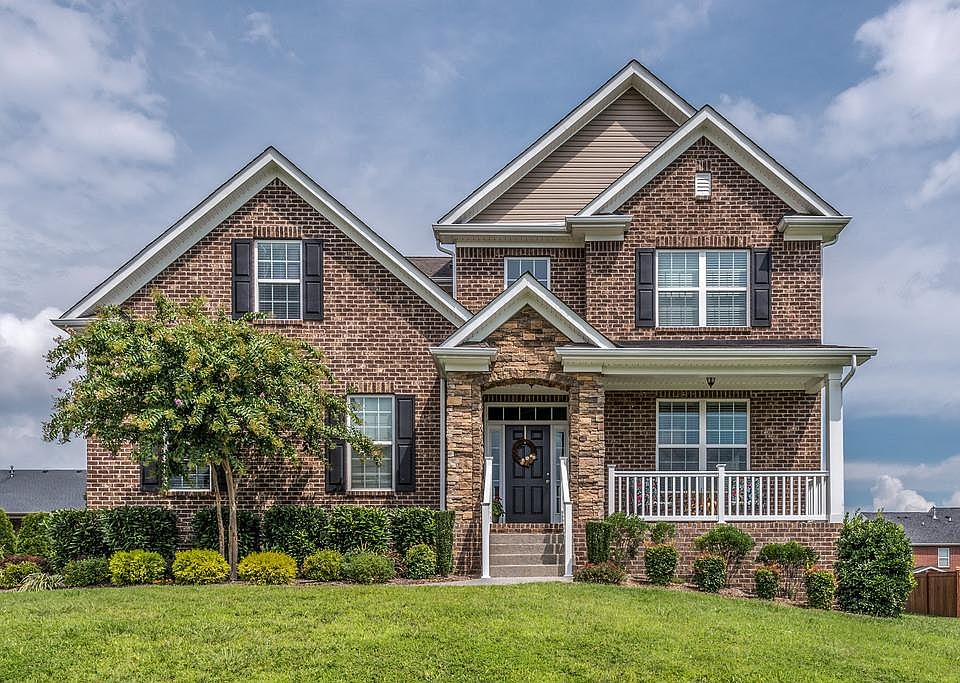 1st image of 521 Cherry Blossom Way