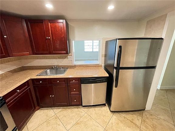 2nd image of 4354 NW 9th Ave APT 12-3A