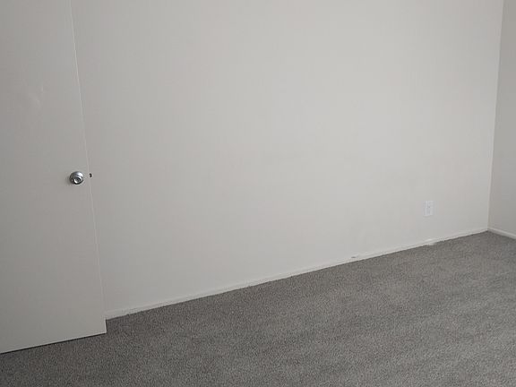 5th image of 1000 Larch St #1B-1Ba