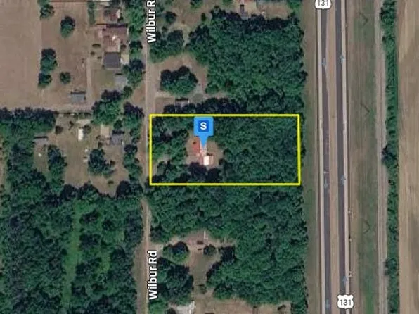 54269 Wilbur Rd, Three Rivers, MI 49093