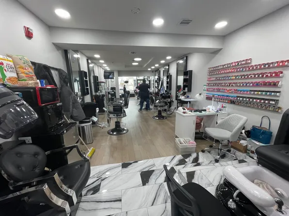 4410-4412 Bergenline Avenue image 1 of 38