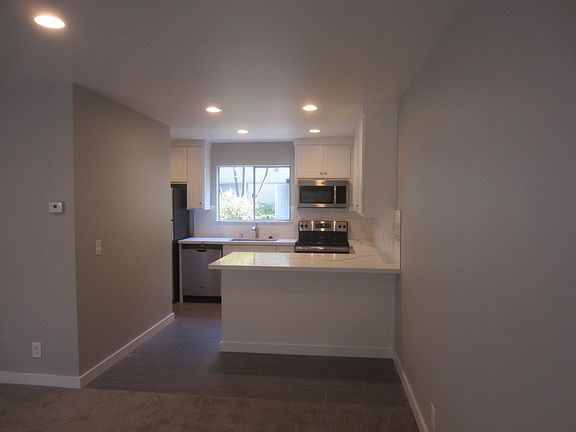 2nd image of 118 Tennyson Ave