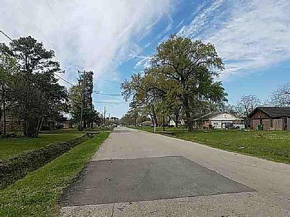 5th image of 10674 Oak Brook Dr