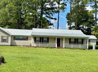 70 English St, Douglas, GA 31535