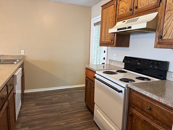 4th image of 154 Austin Stone Dr