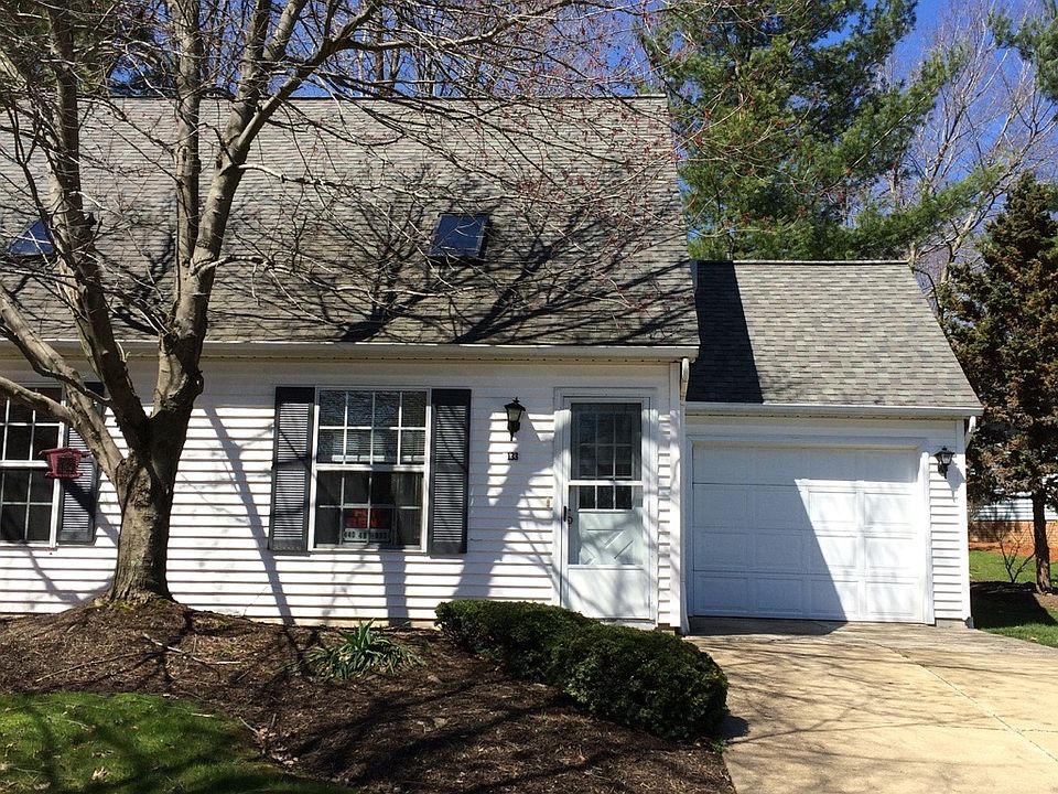 133 Burlington Oval Dr, Chardon, OH 44024 Zillow