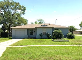 800 Amarillo St, Plainview, TX 79072