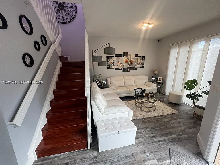 943 SW 143rd Ter #2109 — Photo 7