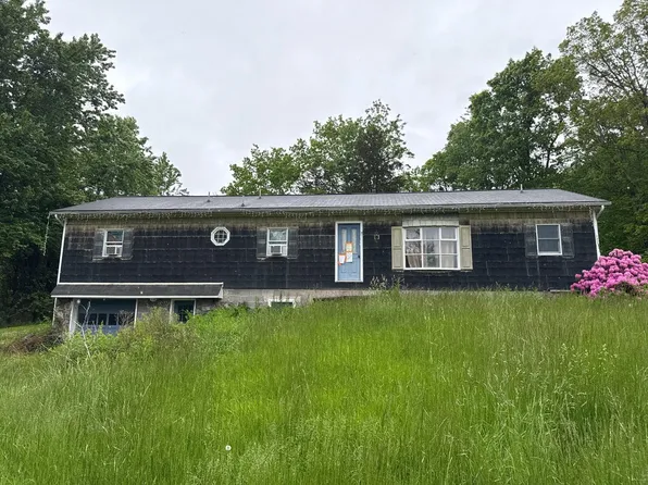 135 Rusinko Rd, Harveys Lake, PA 18618