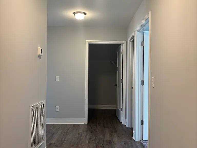 464 Dylan Dr — Photo 11