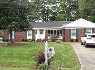 3141 Biscayne Dr, Chesapeake, VA 23321