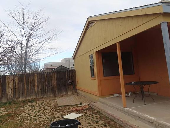 4th image of 1649 Hollyberry Dr NE