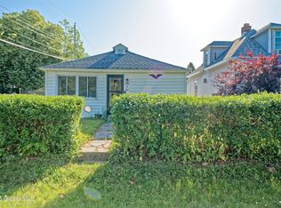 901 Adams St, Schenectady, NY 12306