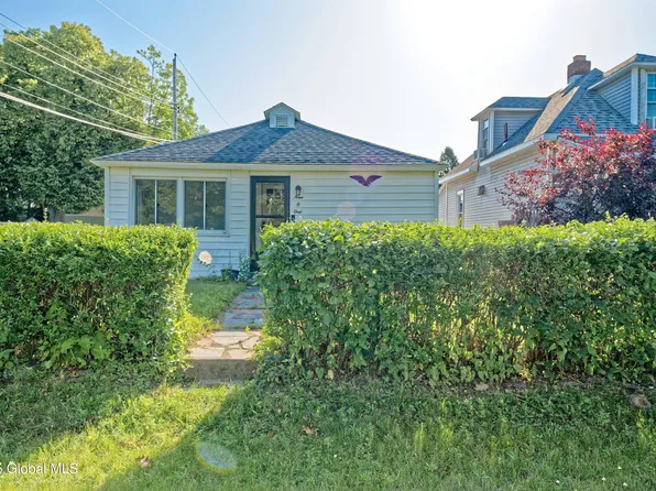 901 Adams Street, Schenectady, NY 12306