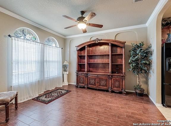 3rd image of 12414 Corsicana Ml