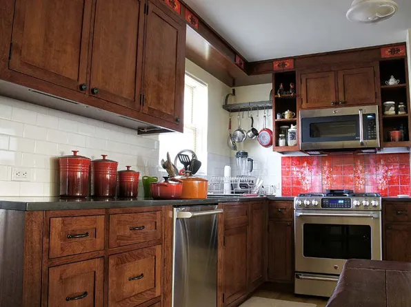 3916 44th Street image 1 of 10