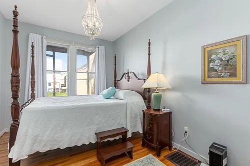 52 S Main St #1 Photo 1