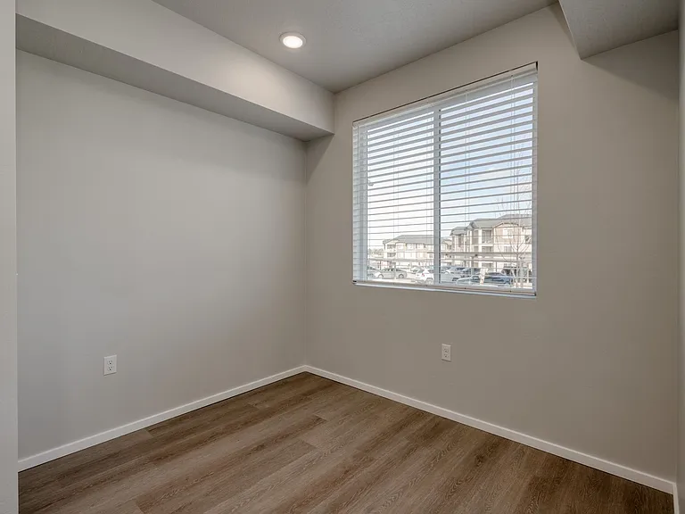 1767 S Grand Fork Way — Photo 8