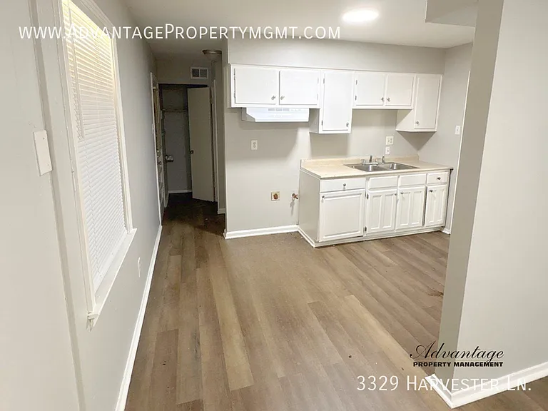 3329 Harvester Ln — Photo 8