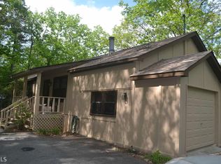 190 Briarcliff Ln, Cleveland, GA 30528